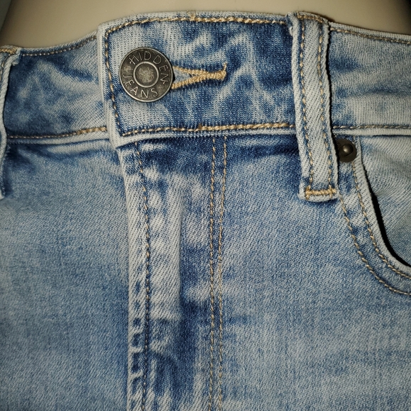 HIDDEN distressed denim skirt - Picture 9 of 11